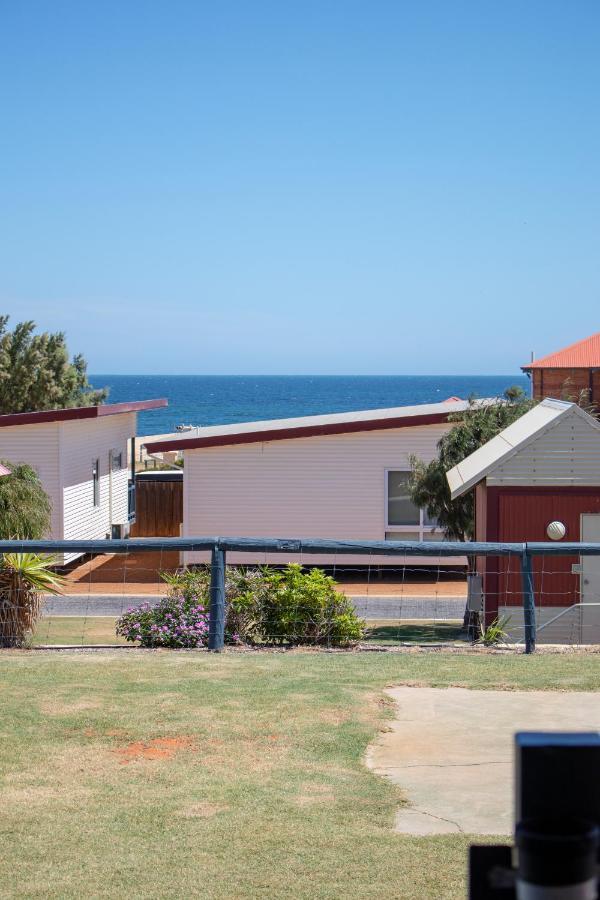Seaspray Beach Holiday Park ดองการา ภายนอก รูปภาพ