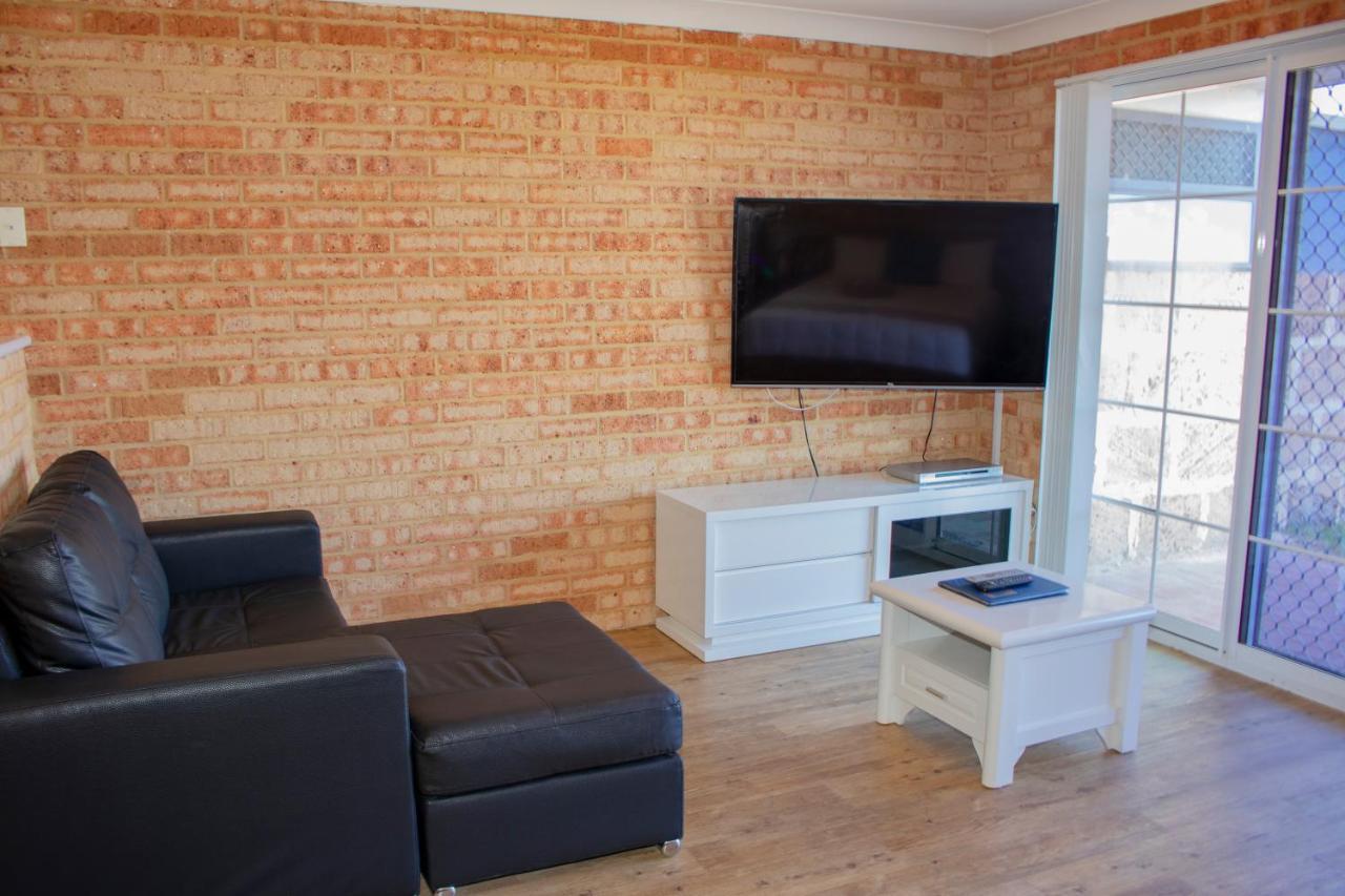 Seaspray Beach Holiday Park ดองการา ภายนอก รูปภาพ