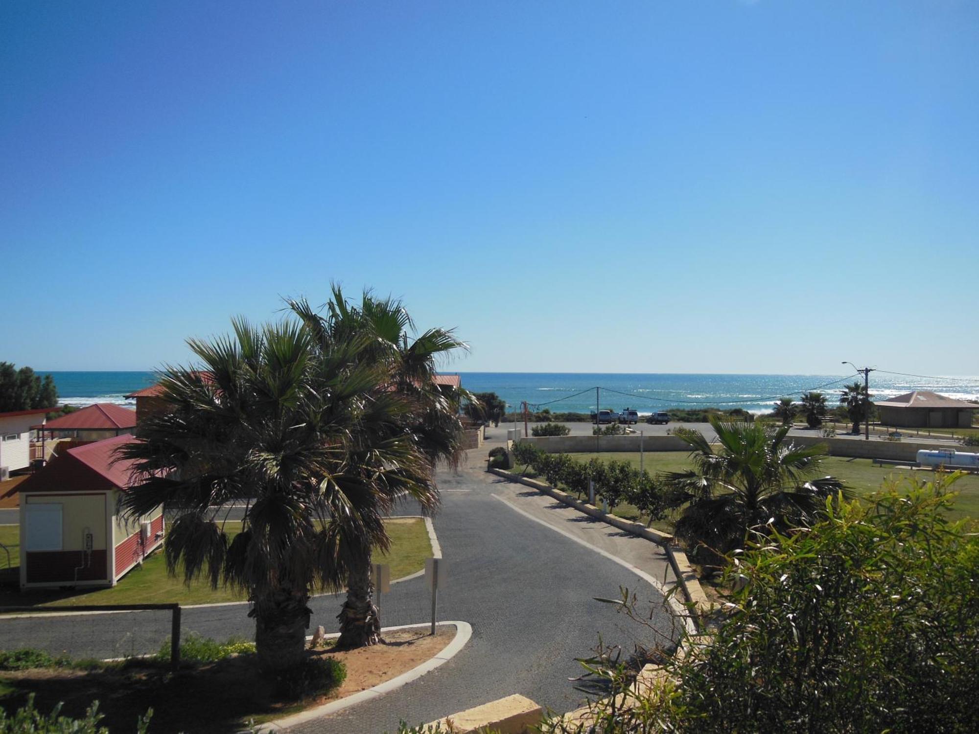 Seaspray Beach Holiday Park ดองการา ภายนอก รูปภาพ